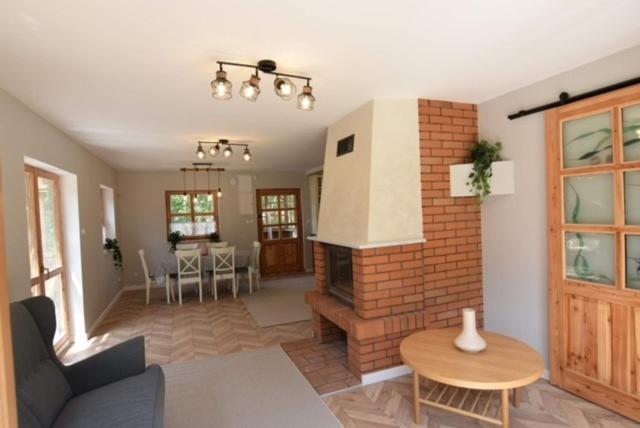 Przystanek Jeziorna 49 Villa Perlino Екстериор снимка