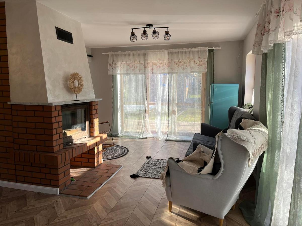 Przystanek Jeziorna 49 Villa Perlino Екстериор снимка