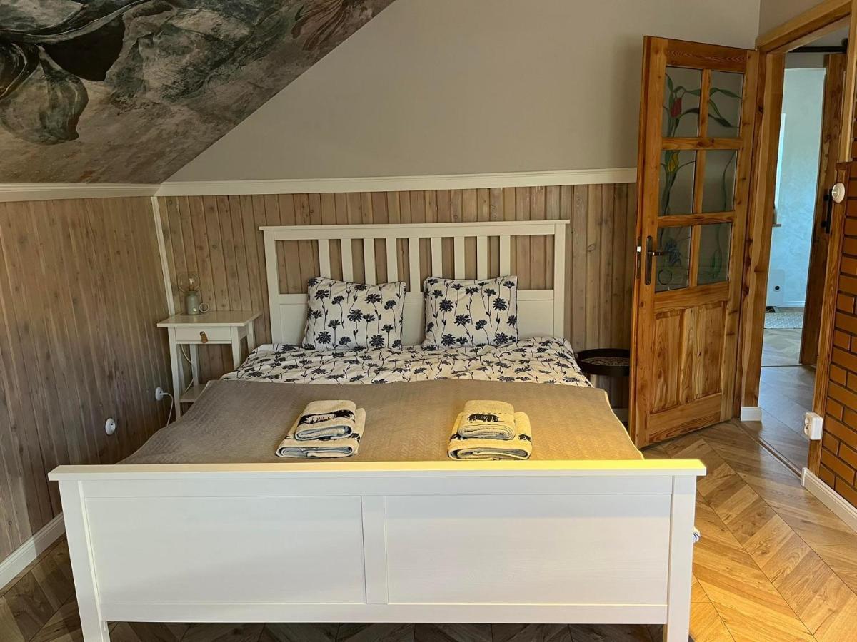 Przystanek Jeziorna 49 Villa Perlino Екстериор снимка