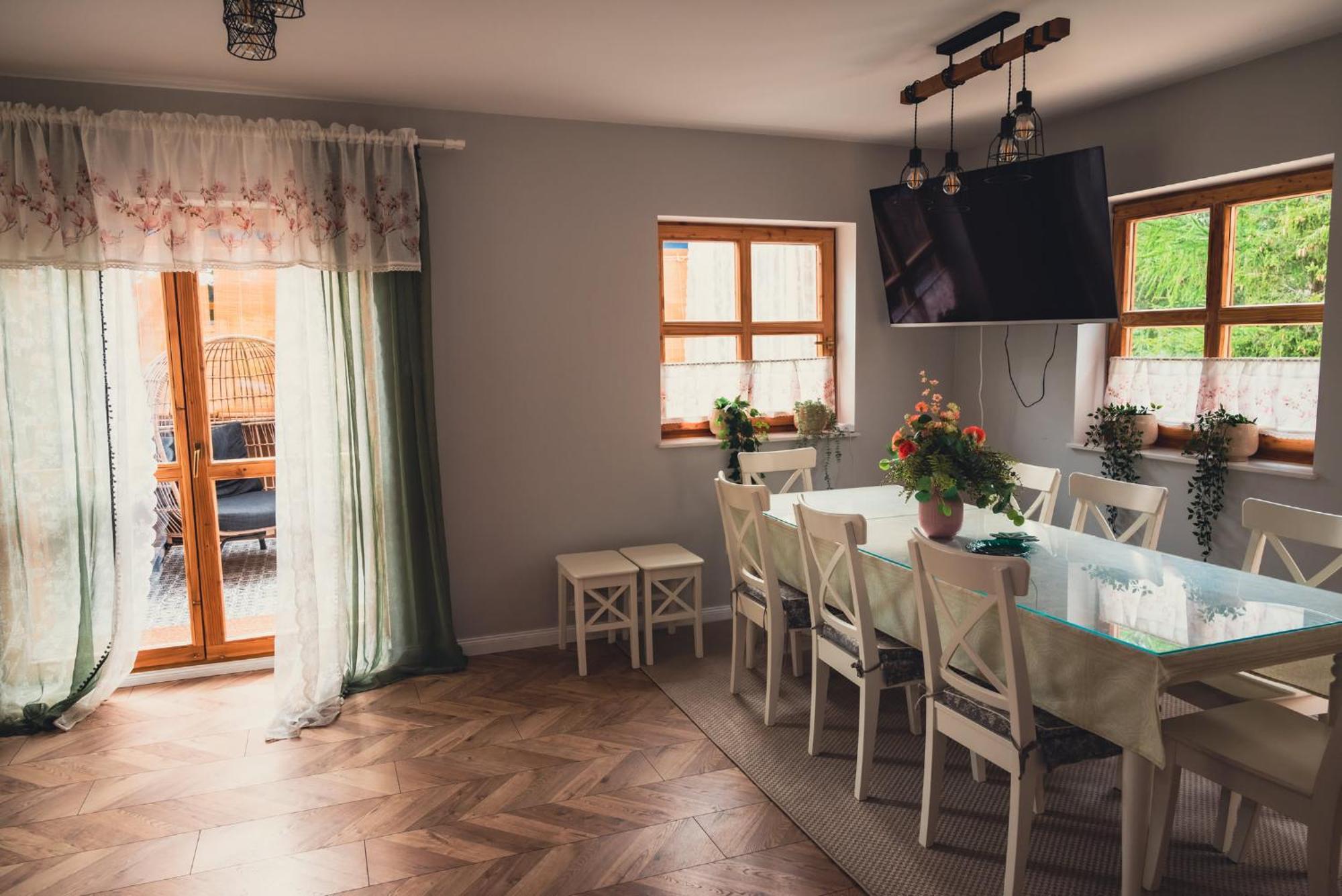 Przystanek Jeziorna 49 Villa Perlino Екстериор снимка